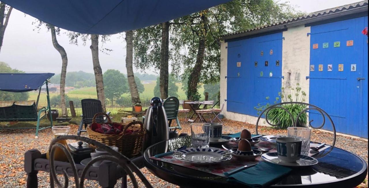 Double & Family Rooms In Tranquility In Blue Saint-Mars-sur-la-Futaie Exteriér fotografie